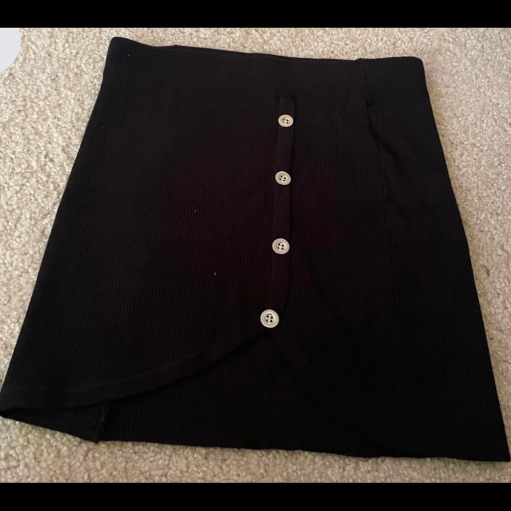 Black button